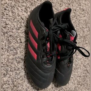 Youth Adidas Soccer cleat size 3